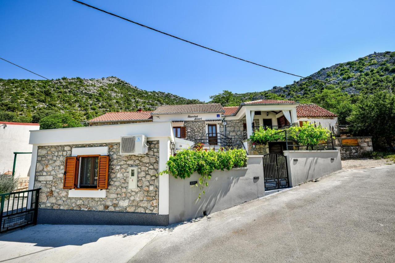 Holiday Home Skevini Dvori 스타리그라드 파클레니차 외부 사진
